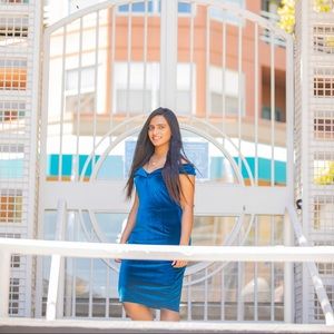 Meet your Posher, Cassandra